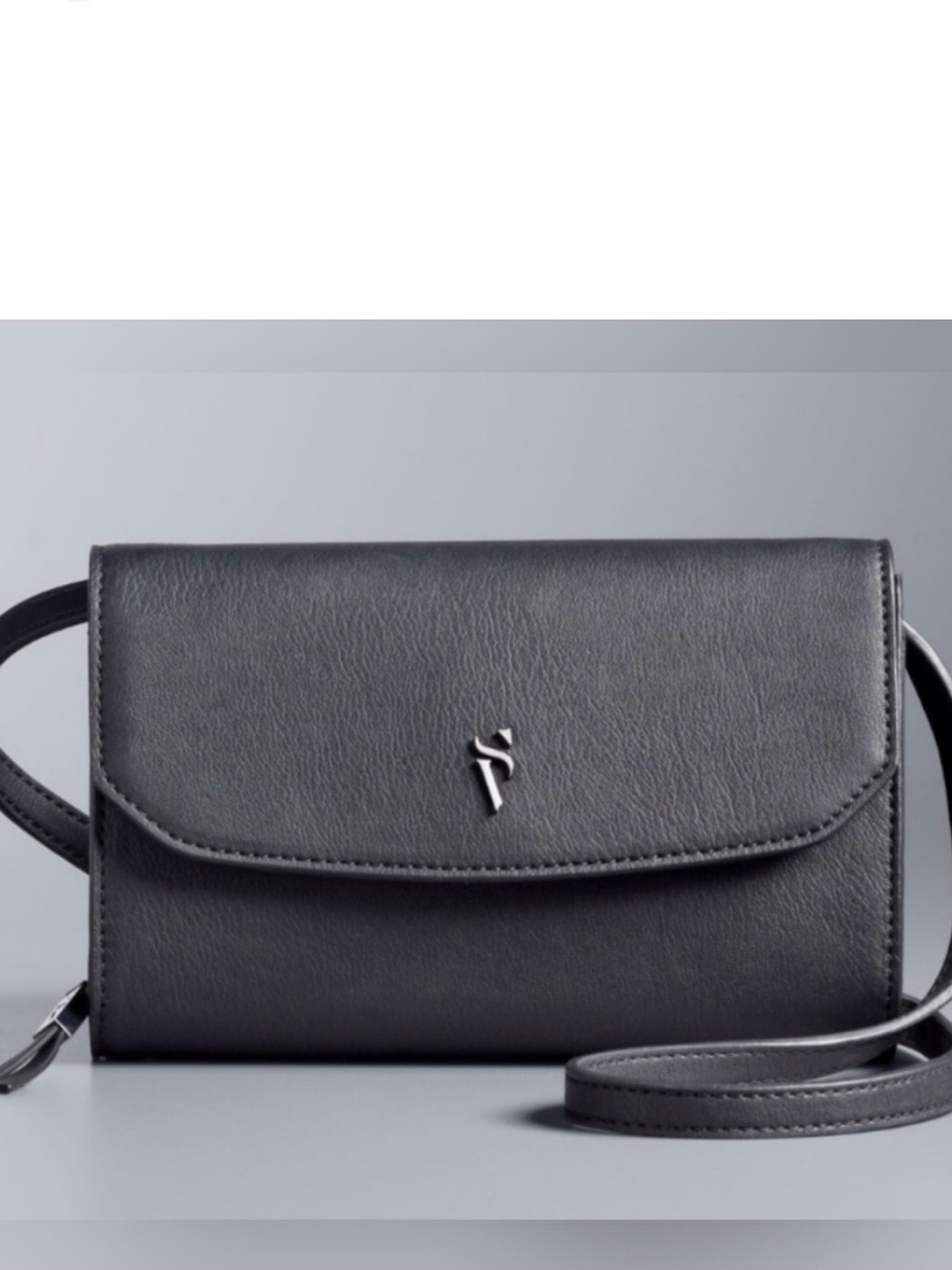 Vera Wang Black Leather Crossbody Purse